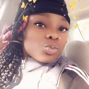 Meet your Posher, Tania